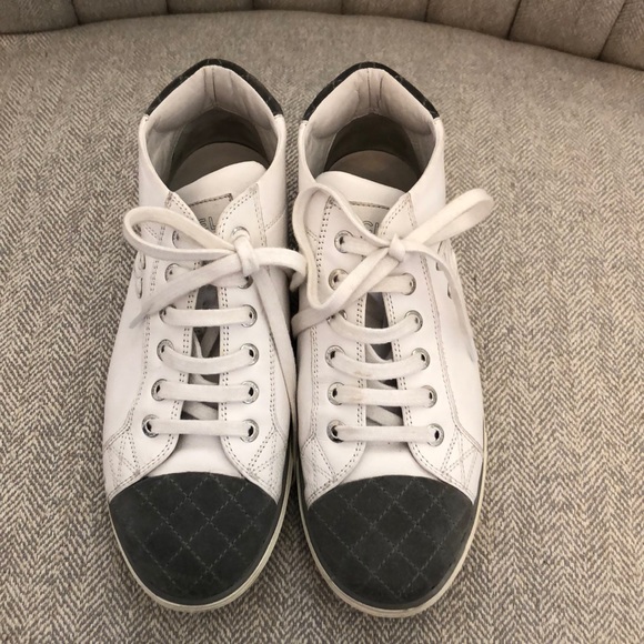 Chanel sneakers - Picture 1 of 8